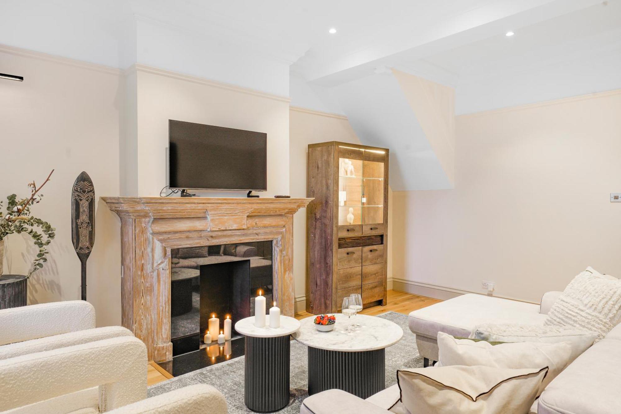 לונדון Spacious And Modern 4 Beds Home In Kensington מראה חיצוני תמונה