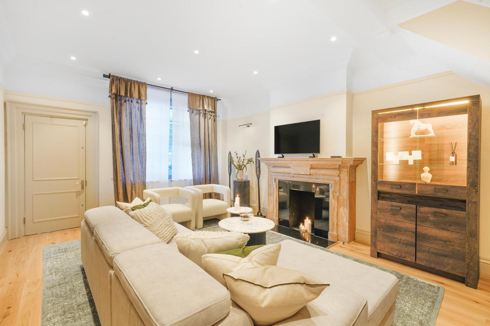 לונדון Spacious And Modern 4 Beds Home In Kensington מראה חיצוני תמונה